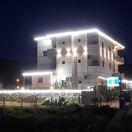 Hotel Apostoli Пермет Екстер'єр фото