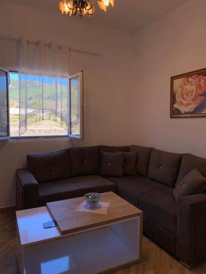 Hotel Apostoli Пермет Екстер'єр фото