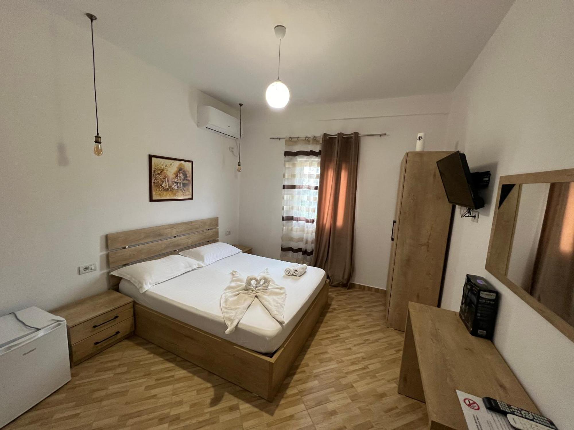 Hotel Apostoli Пермет Екстер'єр фото